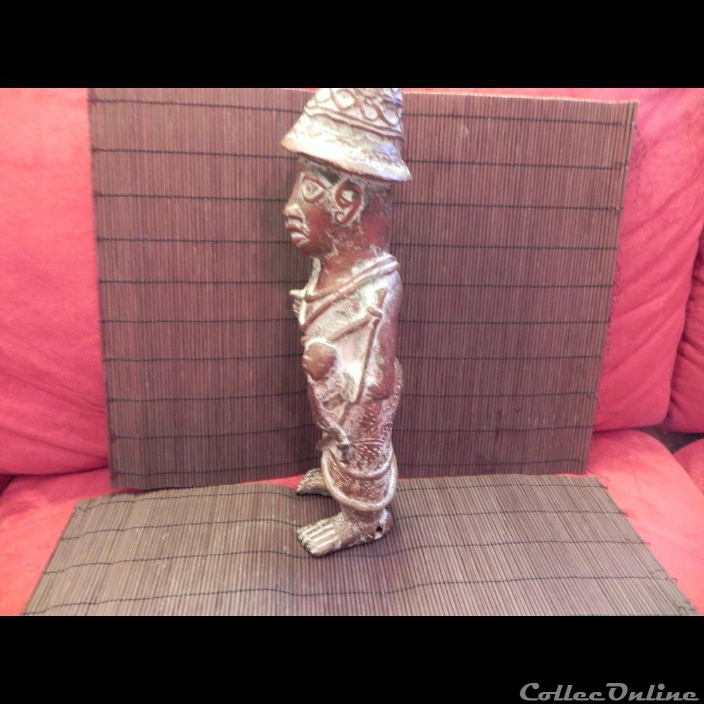 art antiquite africain statue du bronze un roi du benin