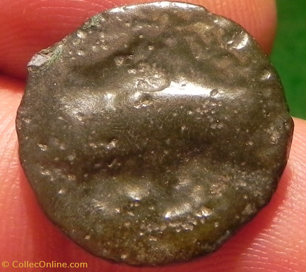 monnaies antiques celtes potin turons a la tete diabolique monnaie inspiration lunaire