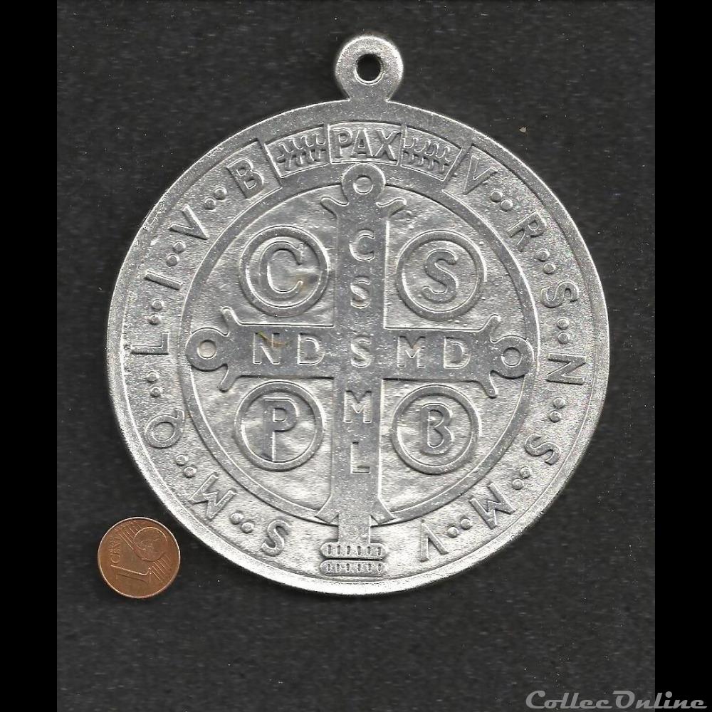 religieuse mandat territoriaux la medaille du jubile 1400 ans de saint benoit copie chinoise