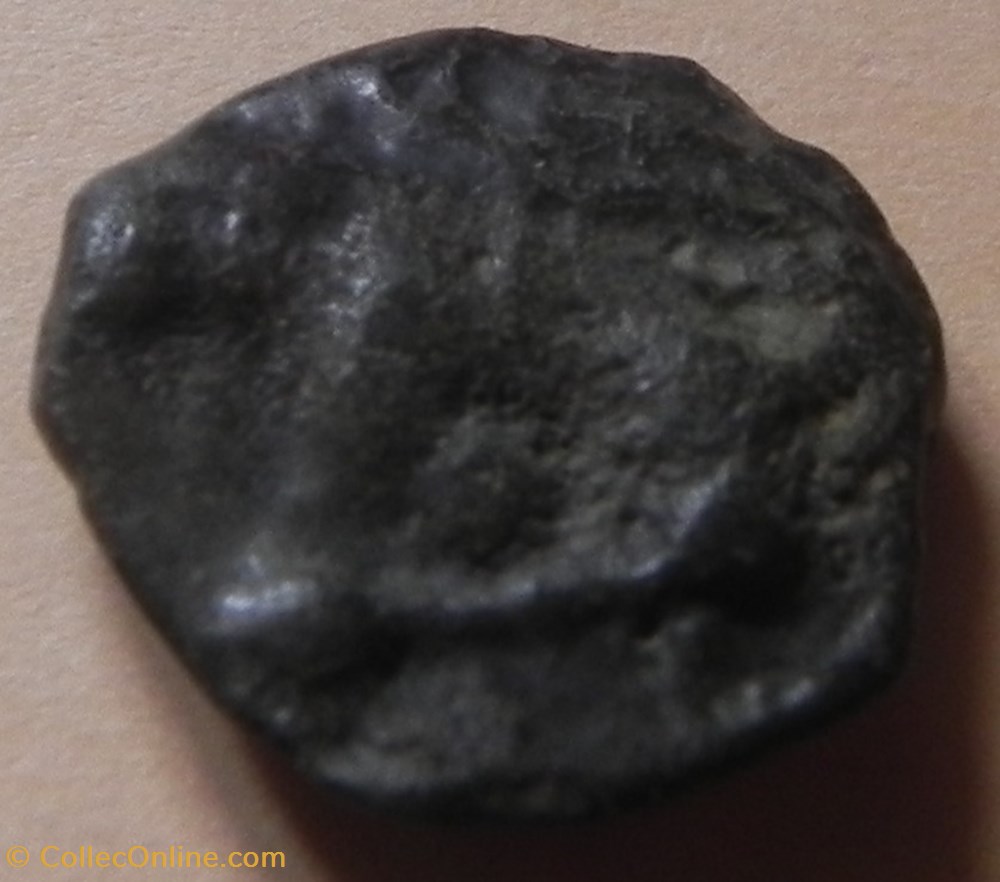 monnaies antiques celtes potin turons a la tete diabolique monnaie inspiration lunaire