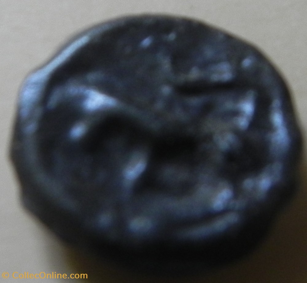 monnaies antiques celtes potin turons a la tete diabolique monnaie inspiration lunaire