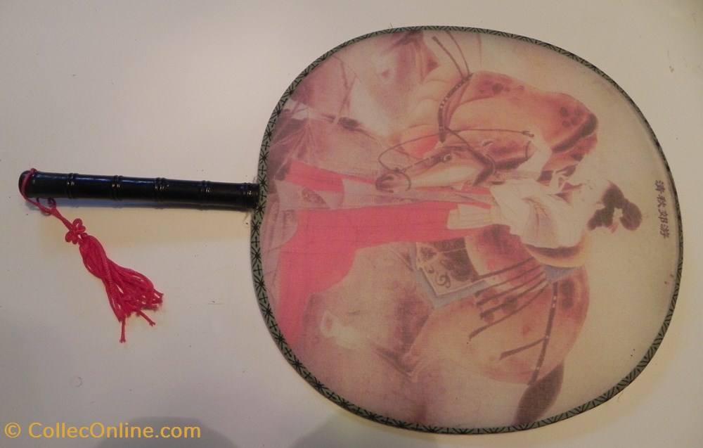 éventail Japon cheval et geisha peinture sur soie 3 vetements accessoires eventails eventail japon cheval et geisha peinture sur soie