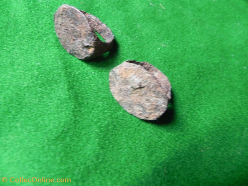 2 grosses bagues en fer art antiquite europe 2 grosses bagues en fer