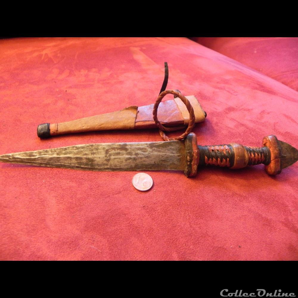 militarium arme blanch mandat territoriaux poignard touareg d agadez niger tubu niger