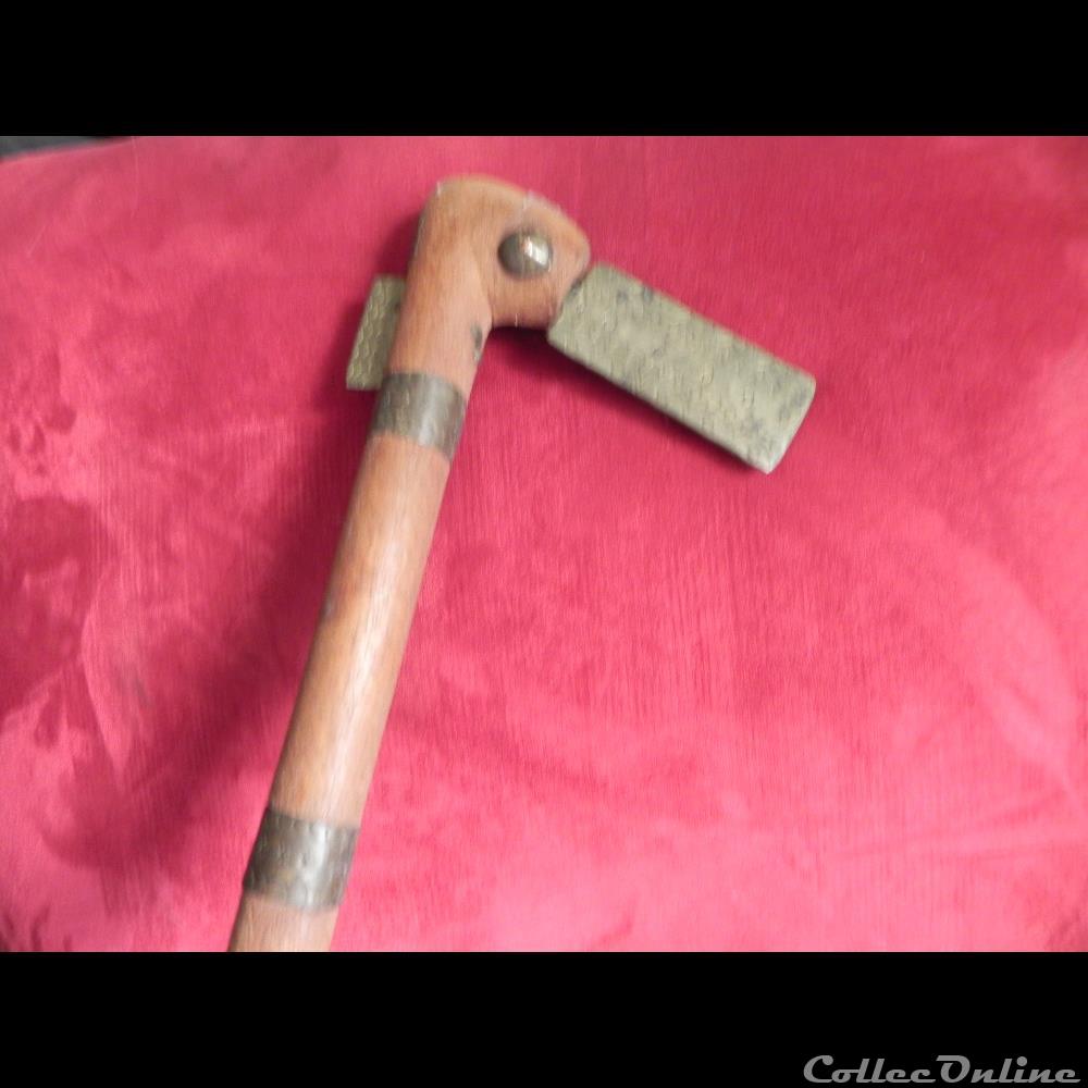 monnaie primitive gauloise recade fon du dahomey benin sceptre de messager