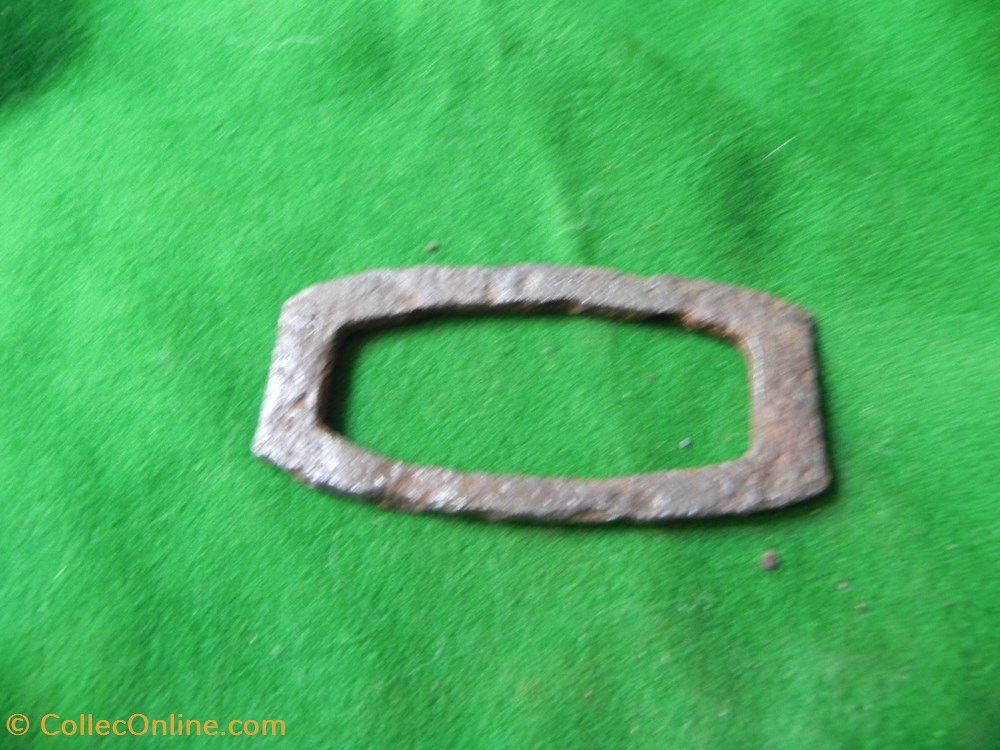 briquet trouvé sur le champ de bataille de Nicopolis. 1396. art antiquite europe briquet trouve sur le champ de bataille de nicopolis 1396