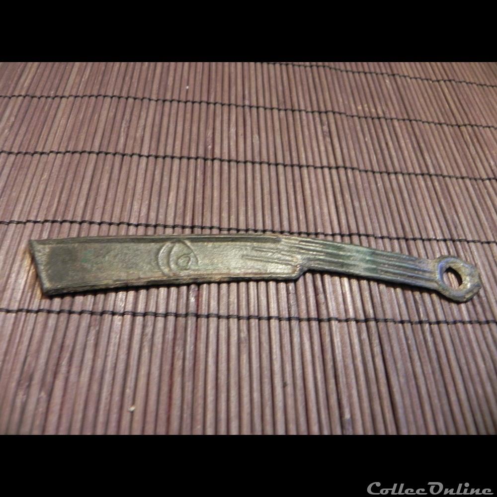 monnaie "couteau Mingdao , Yidao " primitive asie monnaie couteau mingdao yidao
