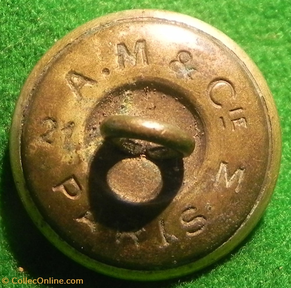 Bouton ancre de forme ronde, dite "bouclier" d'officier de marine vetements et accessoires boutons militaires bouton ancre de forme ronde dite bouclier officier de marine