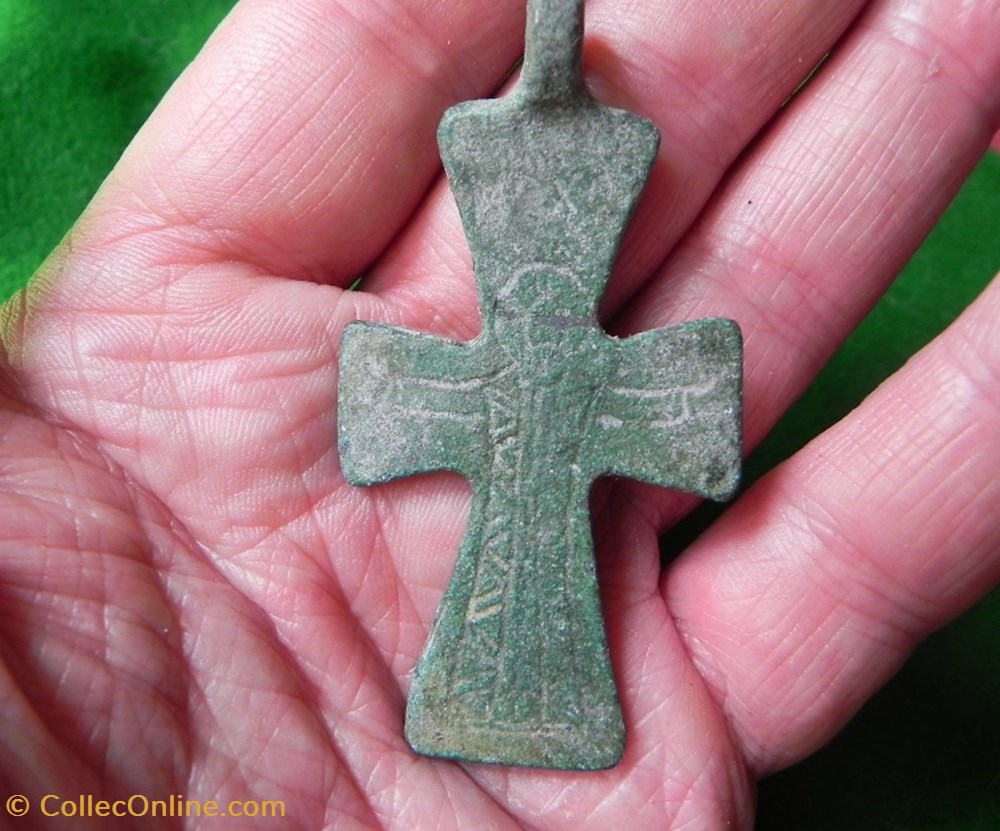 croix provenant du champs de bataille de Nicopolis 2 art antiquite europe croix provenant du champs de bataille de nicopolis