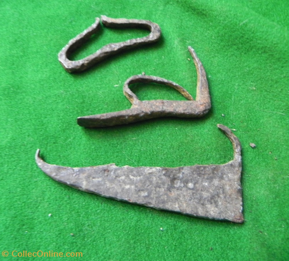 briquet trouvé sur le champ de bataille de Nicopolis. 1396. art antiquite europe briquet trouve sur le champ de bataille de nicopolis 1396