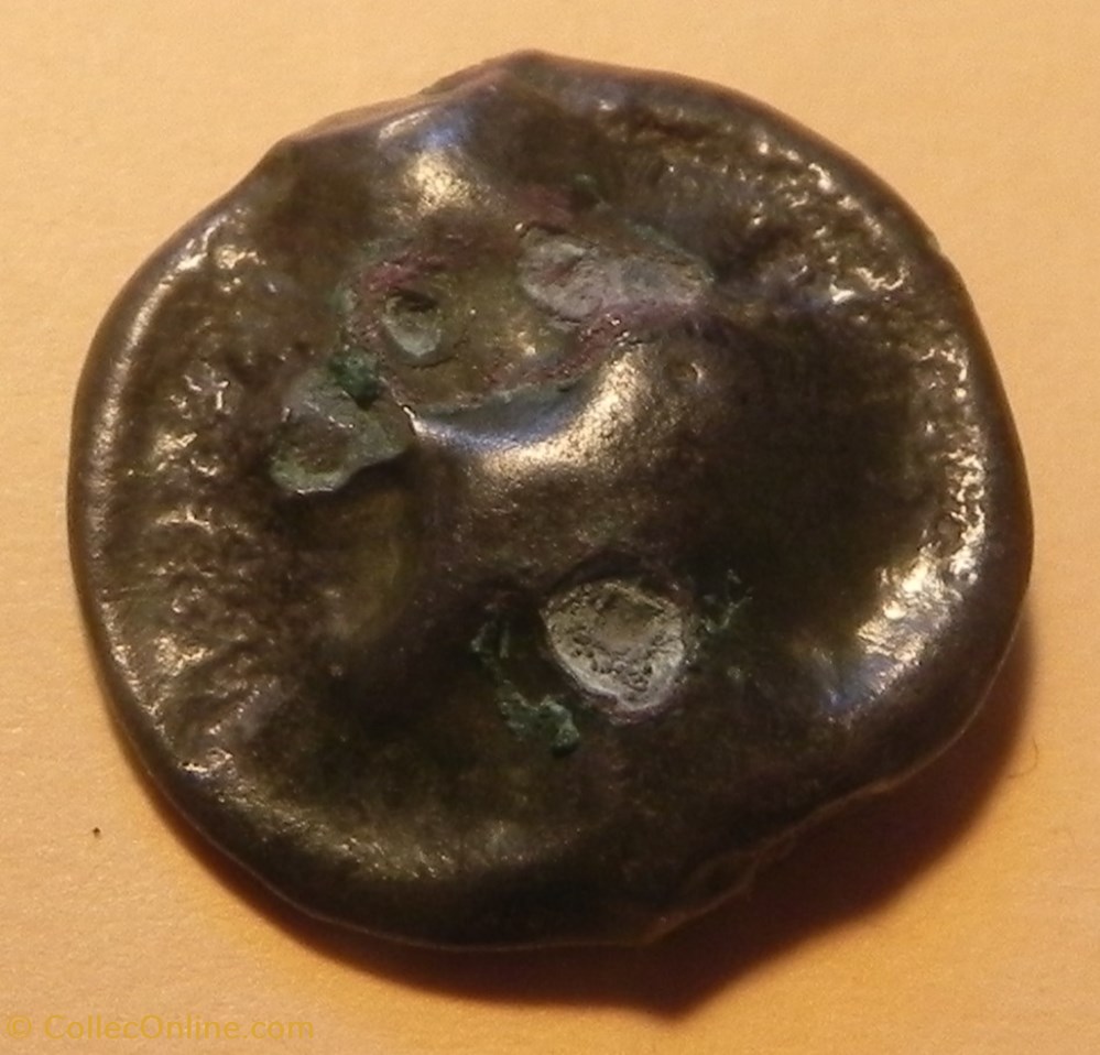 monnaies antiques celtes potin turons a la tete diabolique monnaie inspiration lunaire