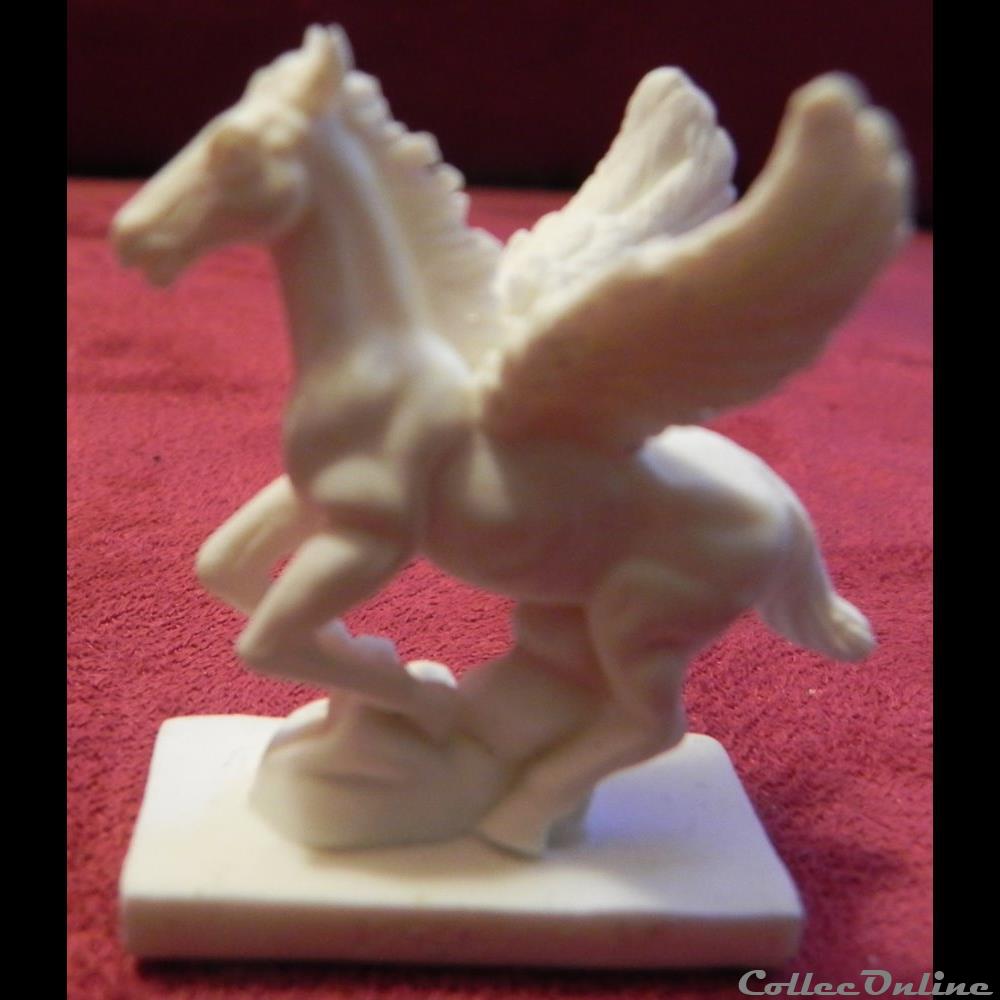 autre archeologie europe miniature divinite antique pegase