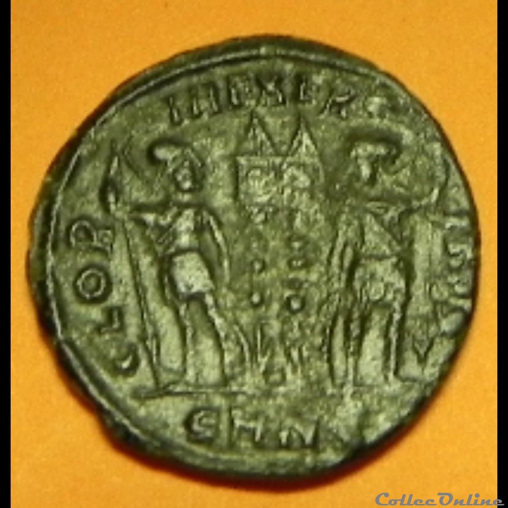 constantin I GLORIA EXERCITVS CAESS 330/335 monnaie antique av jc ap romaine constantin i gloria exercitvs caess 330 335