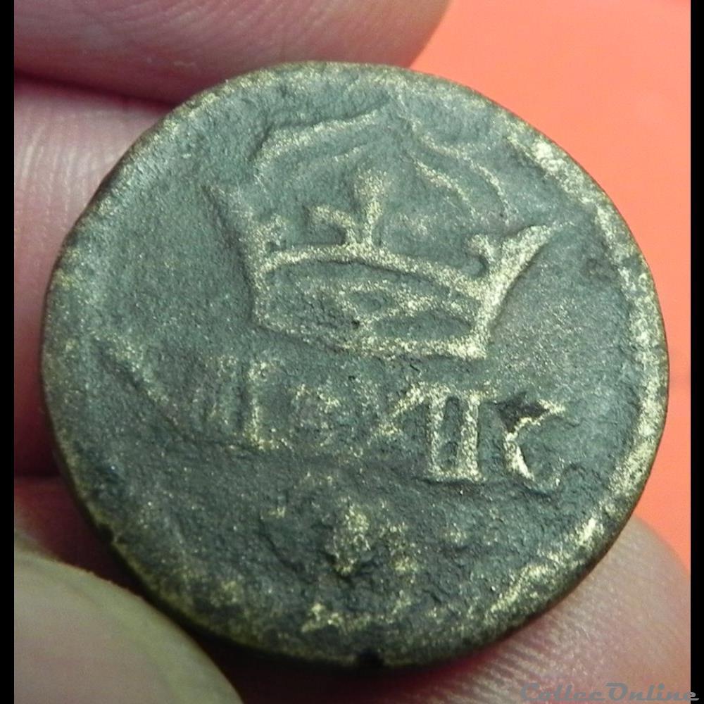 monnaie autre antique poids monetaire croix fleur de lisee