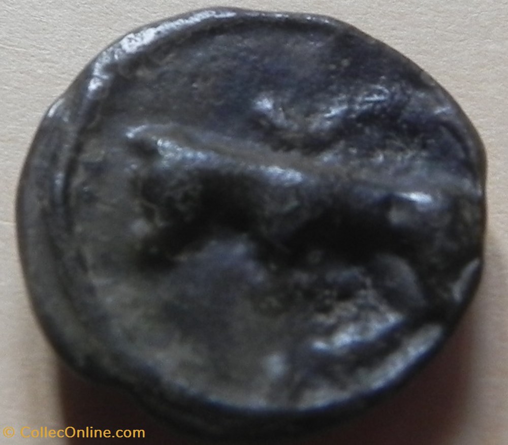 monnaies antiques celtes potin turons a la tete diabolique monnaie inspiration lunaire