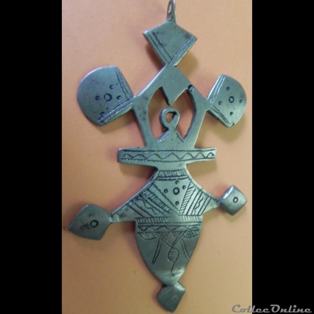 GRANDE CROIX NIGERIENNE D'IFEROUANE monnaie primitive afrique grande croix nigerienne iferouane