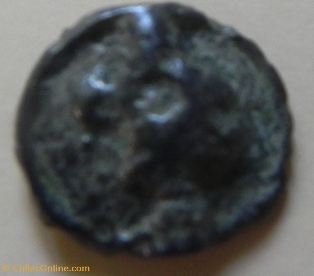 monnaies antiques celtes potin turons a la tete diabolique monnaie inspiration lunaire