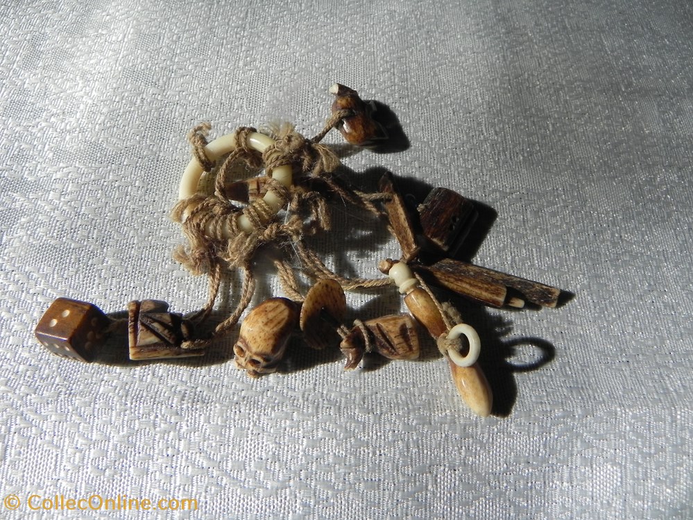art antiquites oriental amulettes breloques