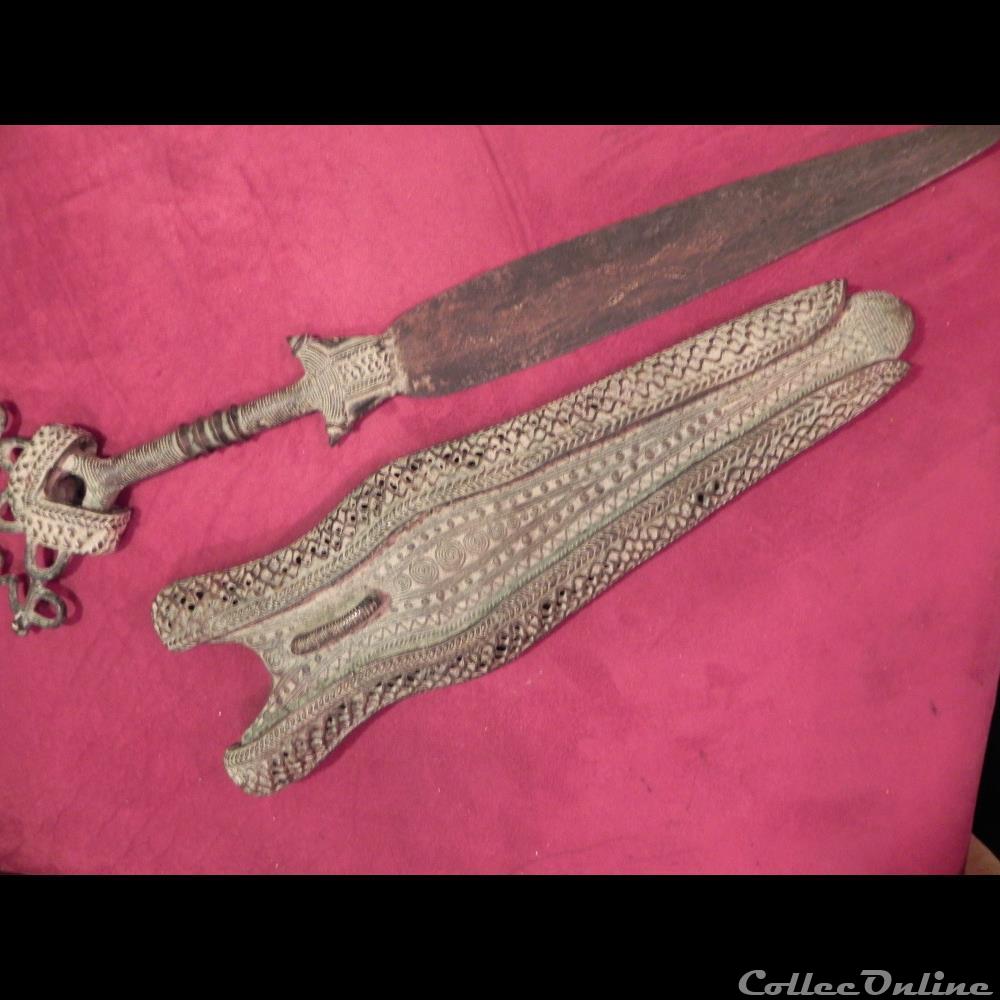 épée royale de parade Yoruba//couteau Vere du Cameroun/Nigéria 2 art antiquites africain armes epee royale de parade yoruba couteau vere du cameroun nigeria
