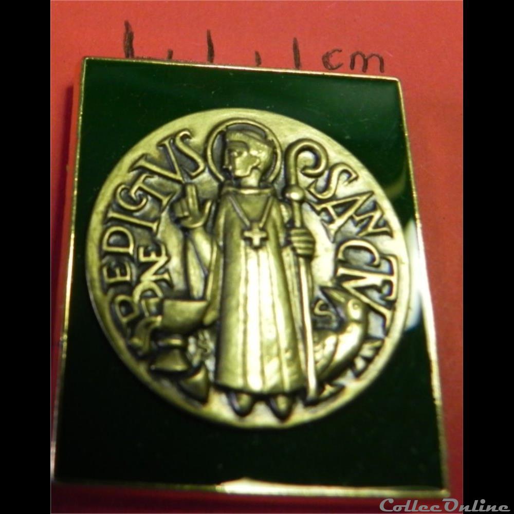 medaille religieuse mandat territoriaux st benoit magnet