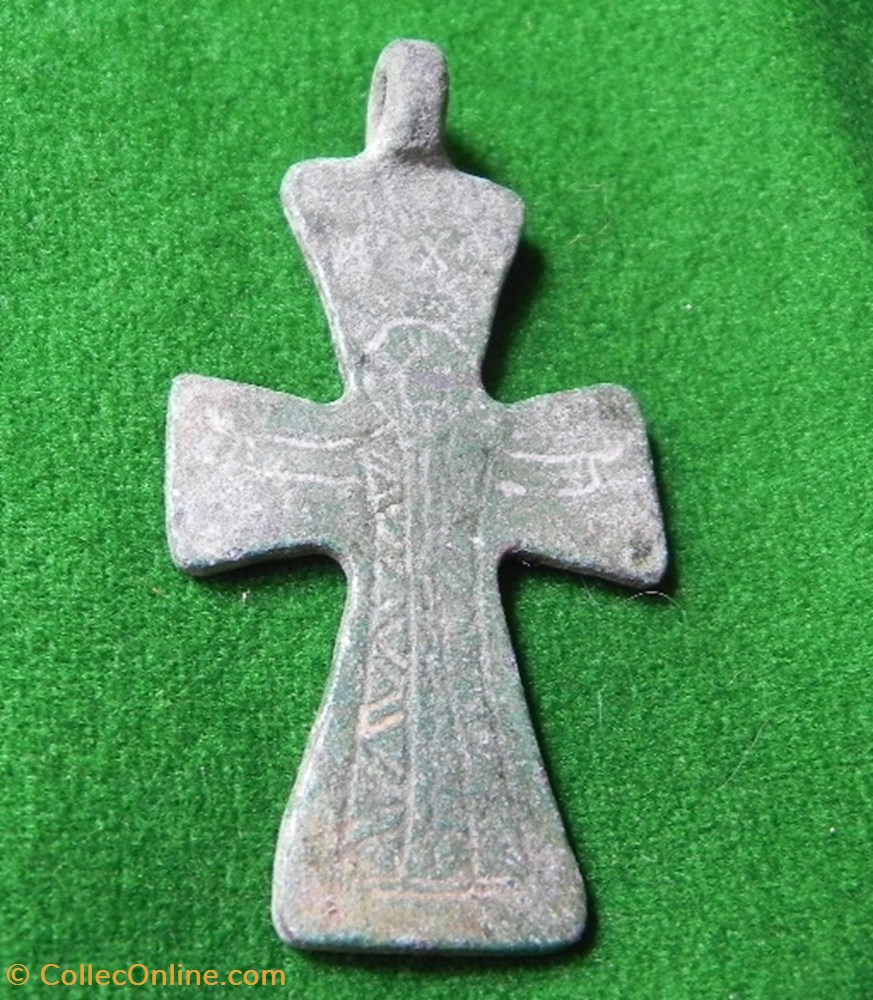 croix provenant du champs de bataille de Nicopolis art antiquite europe croix provenant du champs de bataille de nicopolis