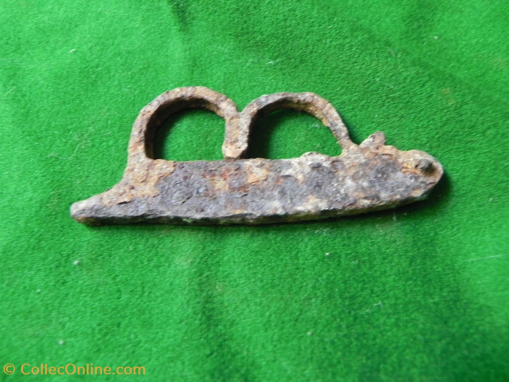 briquet trouvé sur le champ de bataille de Nicopolis. 1396. art antiquite europe briquet trouve sur le champ de bataille de nicopolis 1396