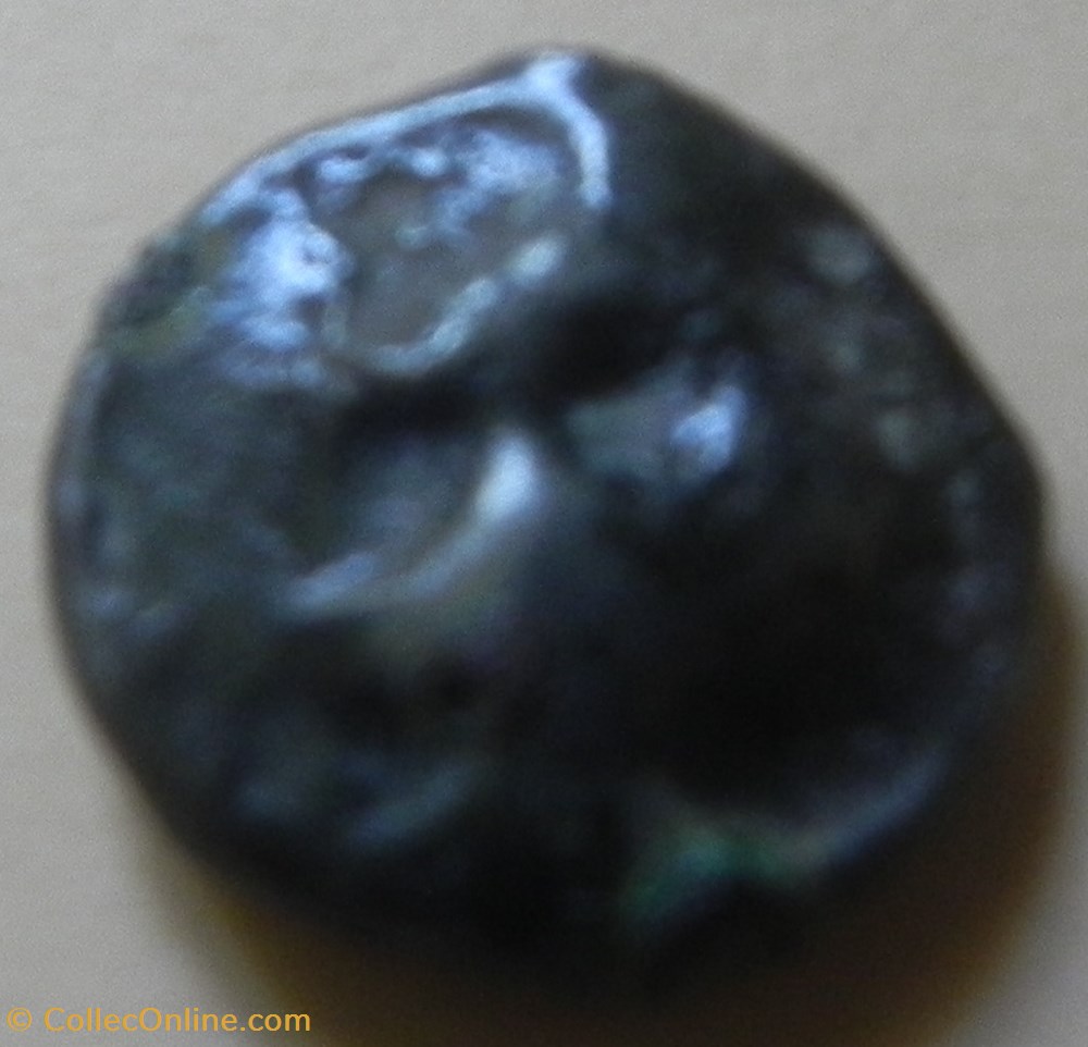 monnaies antiques celtes potin turons a la tete diabolique monnaie inspiration lunaire