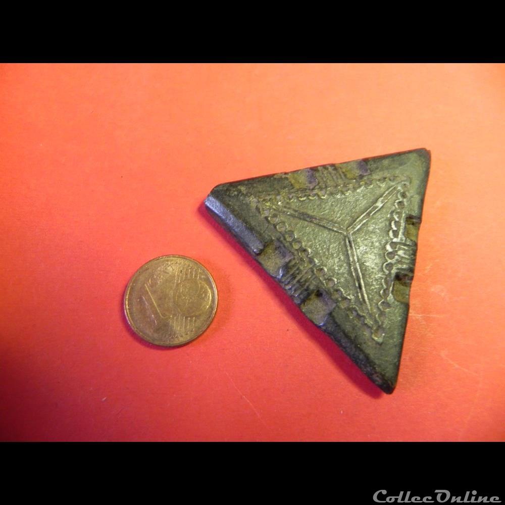 poids à or forme géométrique Akan europe poids a or forme geometrique akan