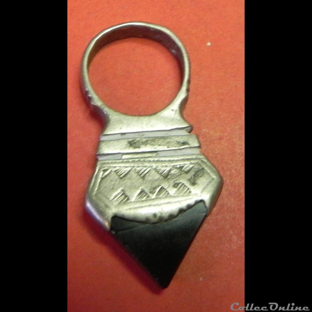 croix Ingall 2 monnaie primitive afrique croix ingall