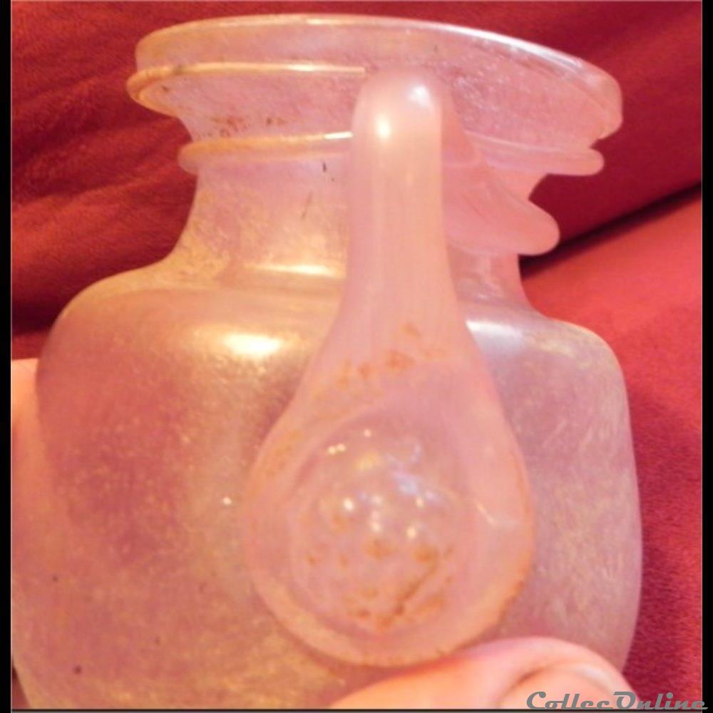 petit vase romain en verre blanc /rose irisé 2 art antiquite archeologie autre petit vase romain en verre blanc rose irise