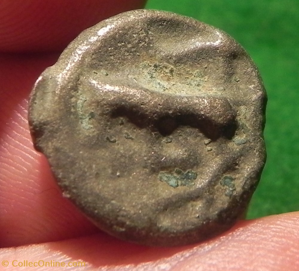 monnaies antiques celtes potin turons a la tete diabolique monnaie inspiration lunaire