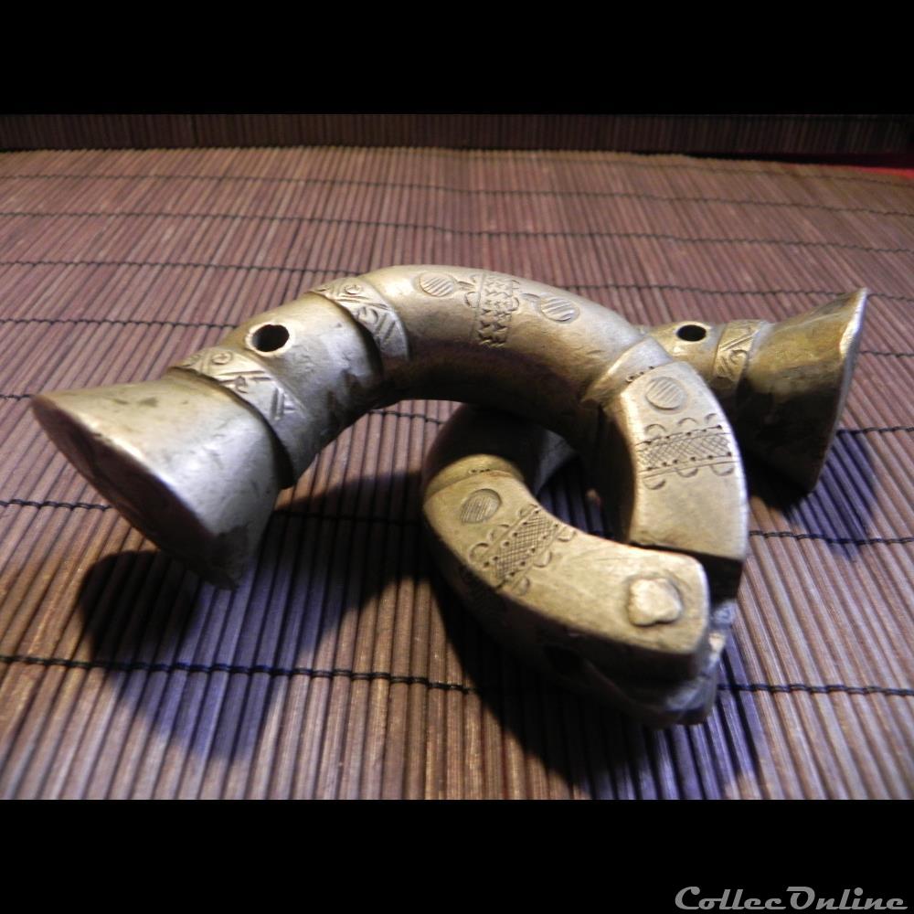 manille-monnaie à système ou articulée MAROC ? 3 primitive romaine manille monnaie a systeme ou articulee maroc