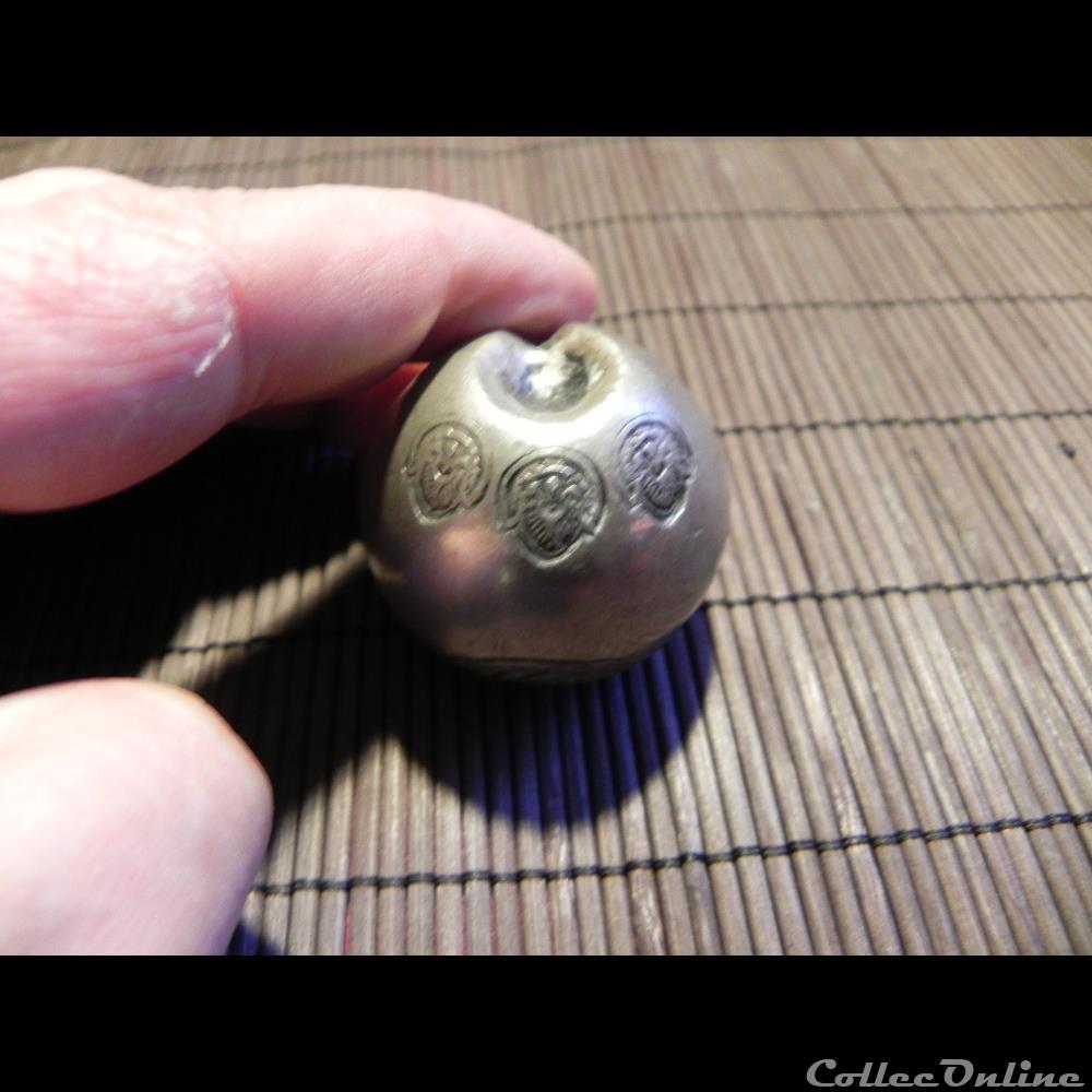 monnaie balle,lingot d'argent de 73.18gr plié en boule LAOS THAILANDE 2 primitive asie monnaie balle lingot argent de 73 18gr plie en boule laos thailande