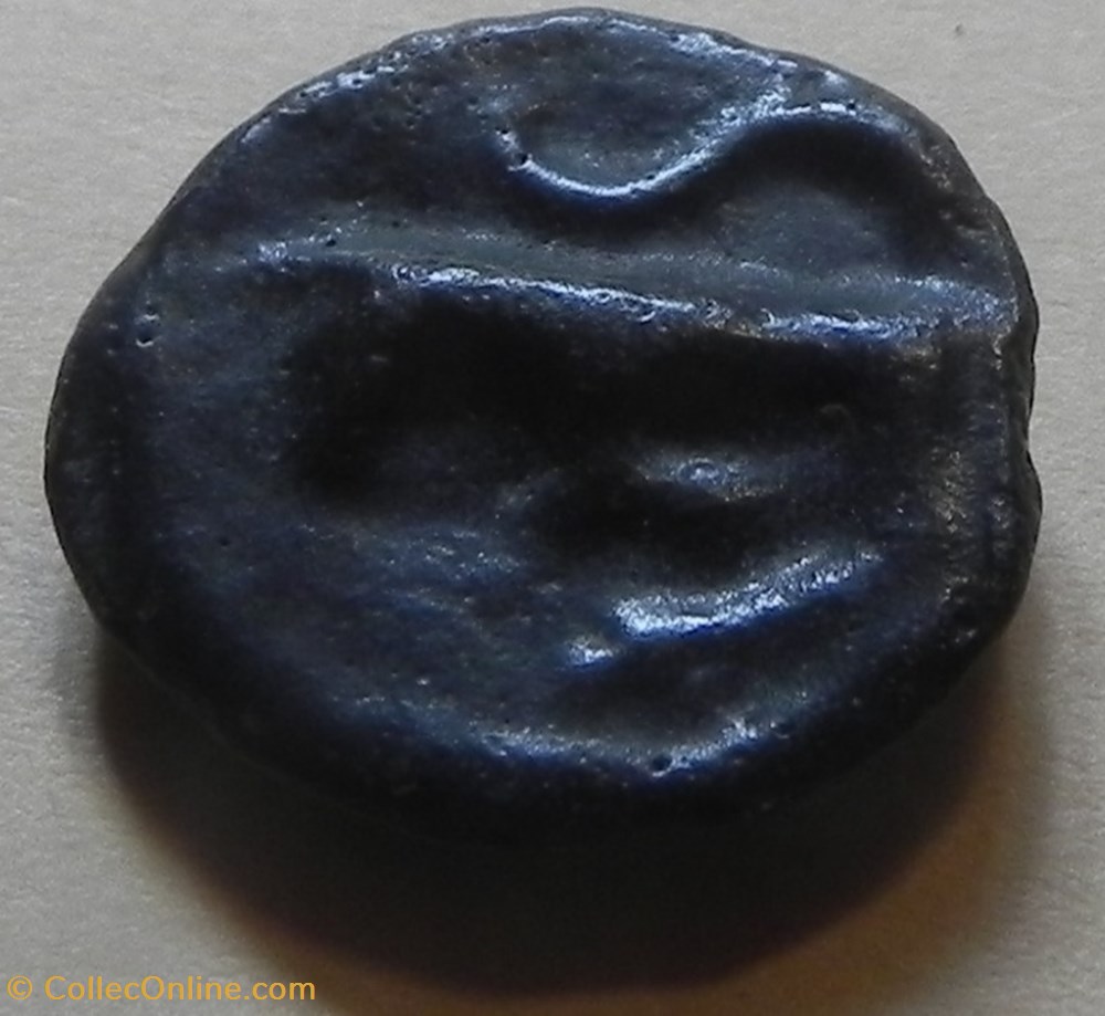 monnaies antiques celtes potin turons a la tete diabolique monnaie inspiration lunaire