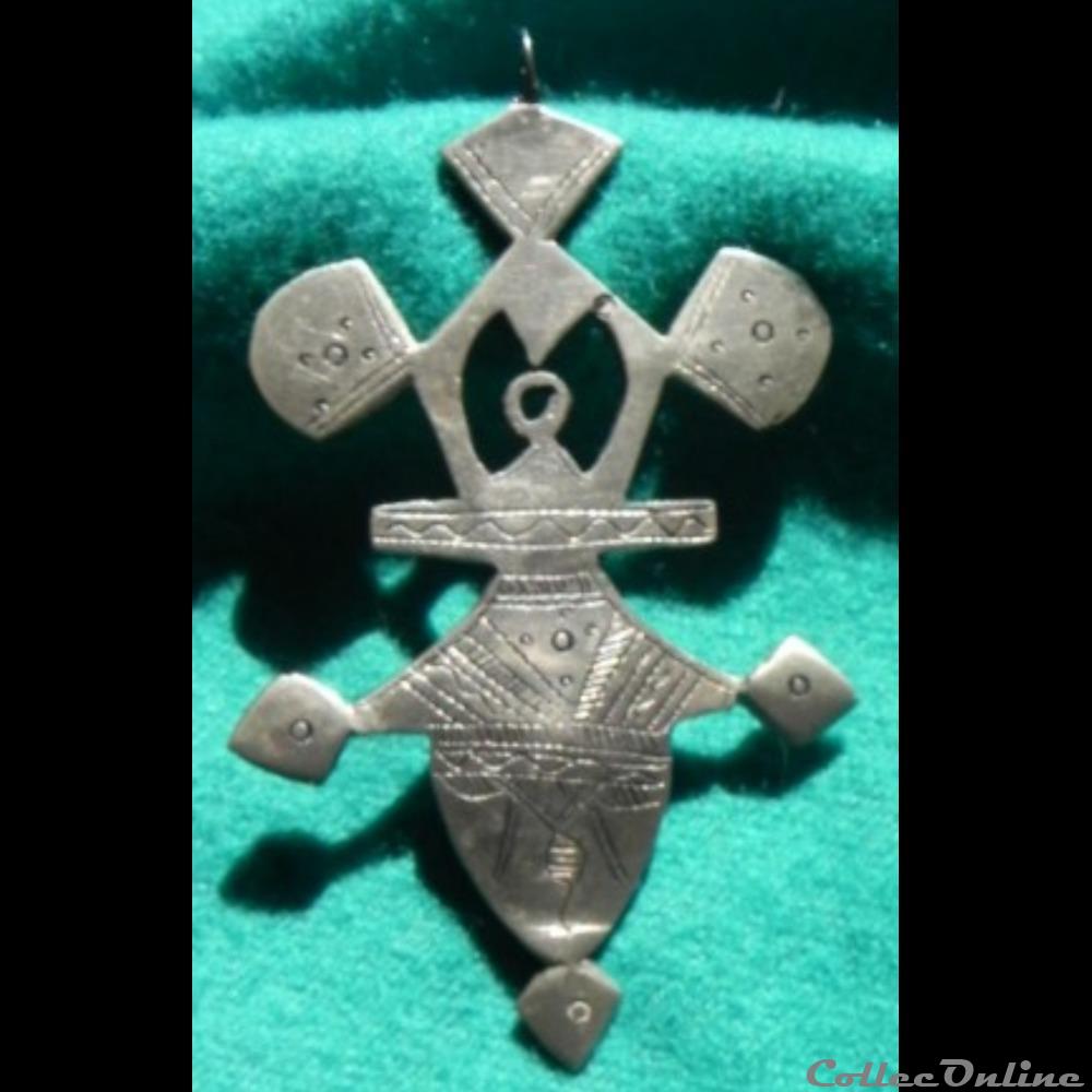 GRANDE CROIX NIGERIENNE D'IFEROUANE 2 monnaie primitive afrique grande croix nigerienne iferouane