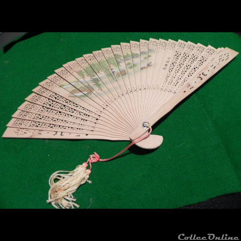 vetement et accessoire eventail vingtieme