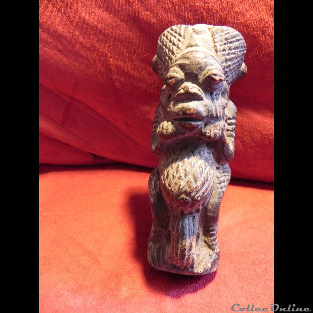 fourneau pipe Bamoun art antiquite africain fourneau pipe bamoun