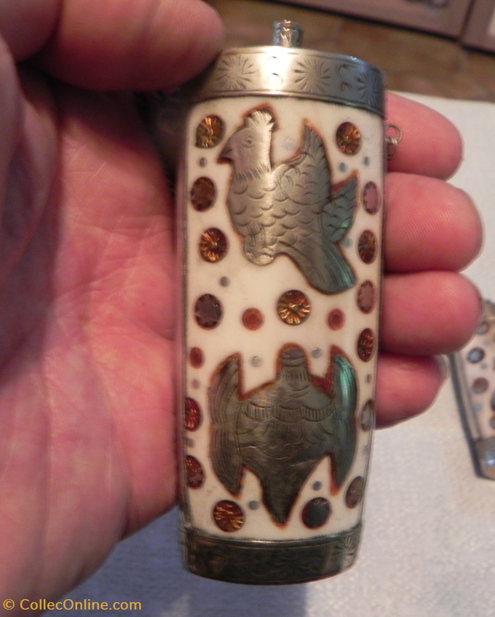 bouteille pour tabac à priser en os, argent Tibet Népal 2 art antiquites oriental bouteille pour tabac a priser en os argent tibet nepal