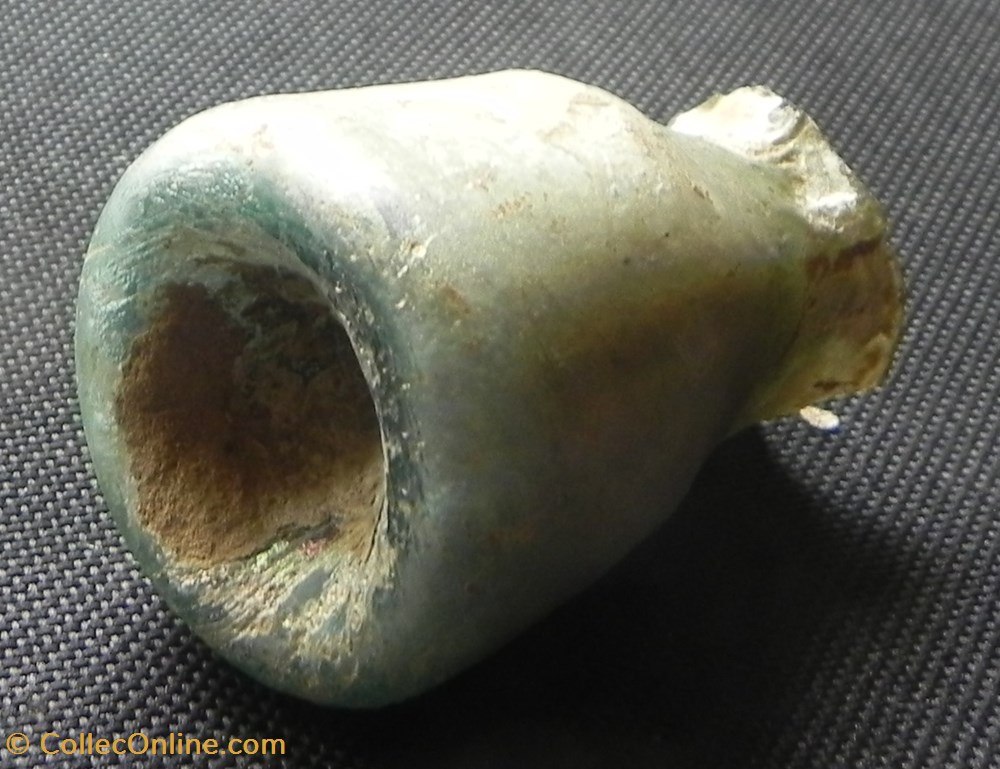 Romain - Petit vase à onguent en verre irisé - IIème-IVème siècle art antiquites verrerie romain petit vase a onguent en verre irise iieme iveme siecle
