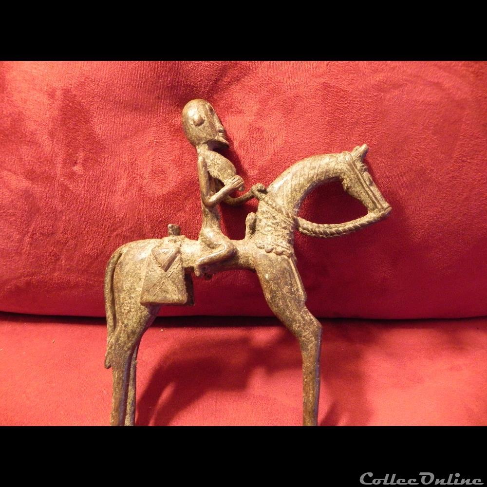 poids à or de chefferie DOGON cavalier 3 art antiquite africain poids a or de chefferie dogon cavalier