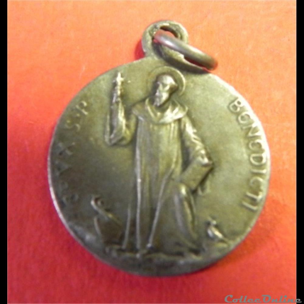 médaille St Benoît fin XIX éme religieuse mandat territoriaux medaille st benoit fin xix eme