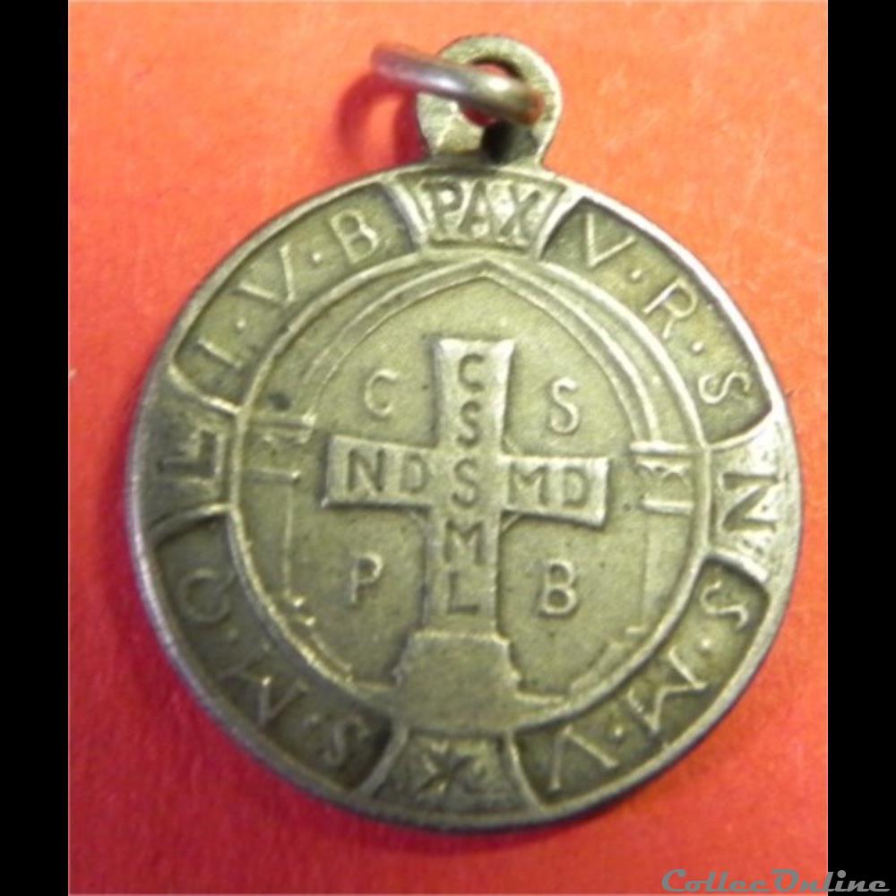 médaille St Benoît fin XIX éme 3 religieuse mandat territoriaux medaille st benoit fin xix eme