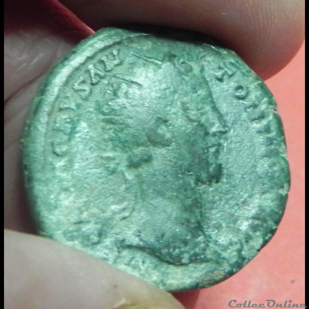 Antonin le Pieux ? 2 monnaie antique romaine antonin le pieux