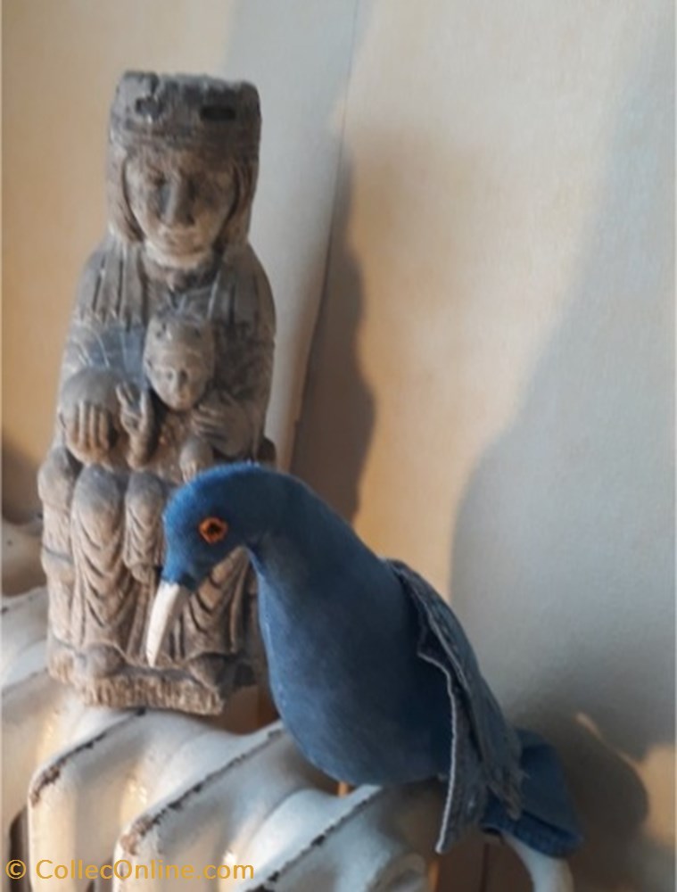 art antiquites sculptures tissus sculpture zoomorphe oiseau en tissu