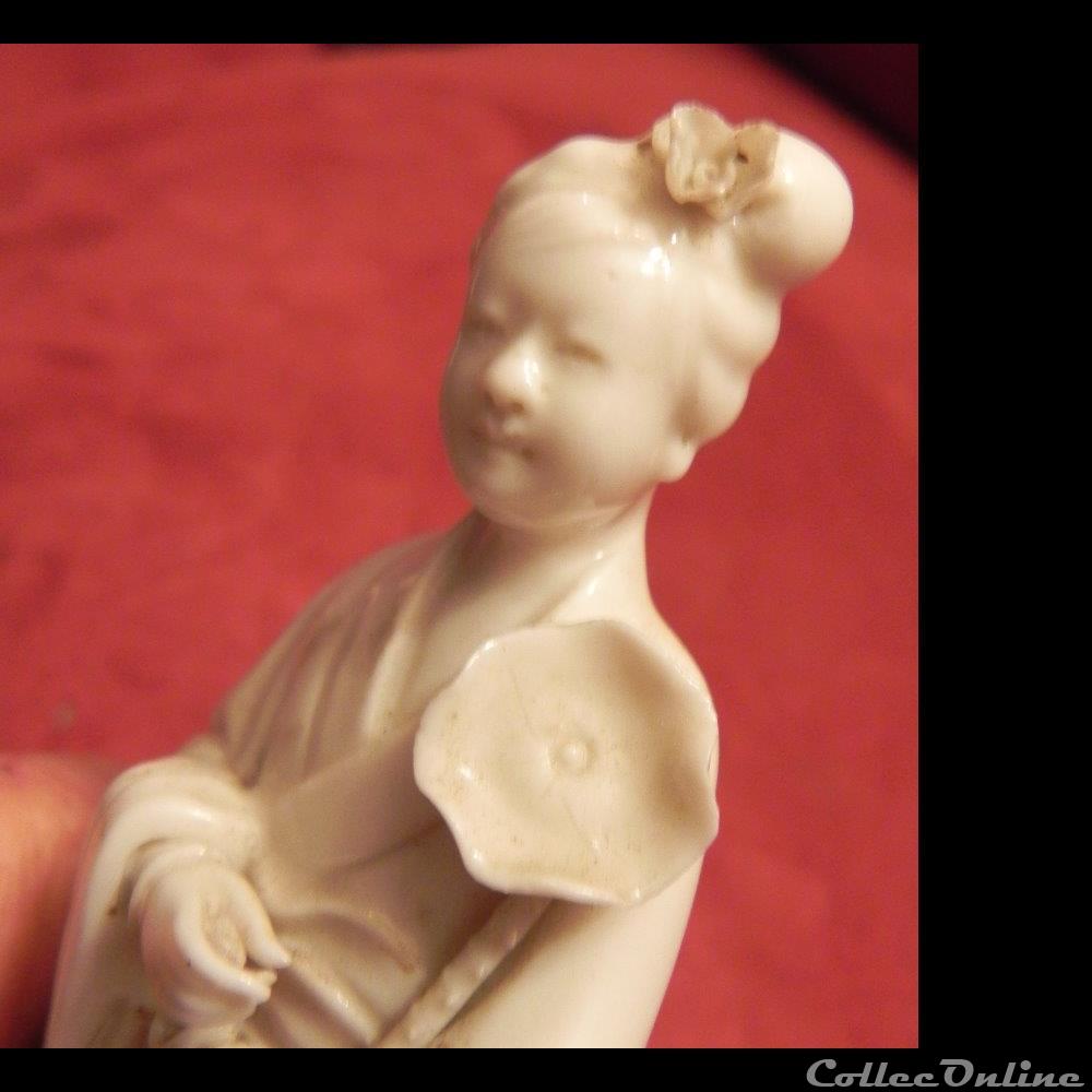 art antiquite asiatique yorouba concubine porcelaine blanc de chine