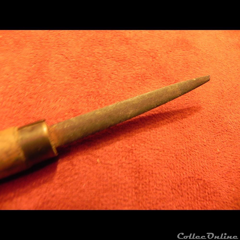 outil de bijoutier"lime demi ronde" outillage jeux bar flipper arcade mandat territoriaux outil de bijoutier lime demi ronde