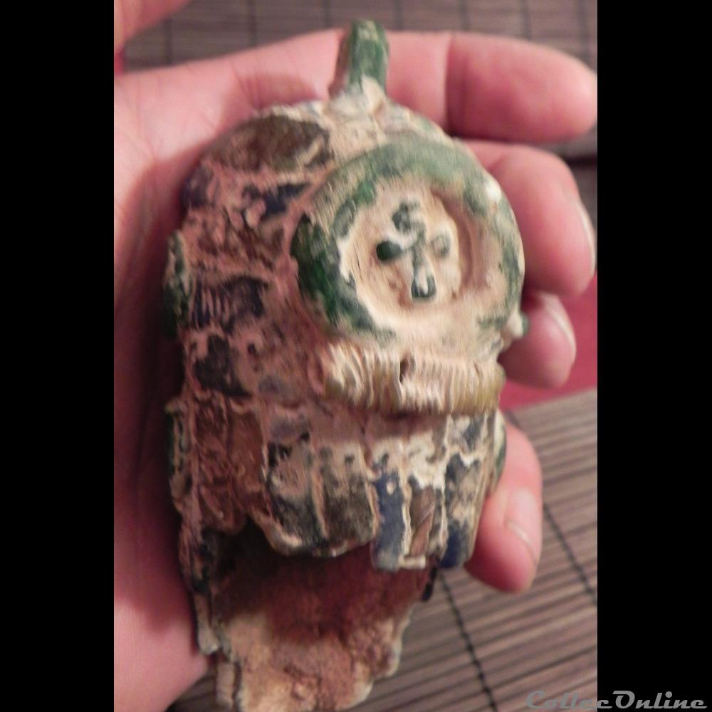 art antiquite archeologie asie phenicie grande tete en verre et pate de verre
