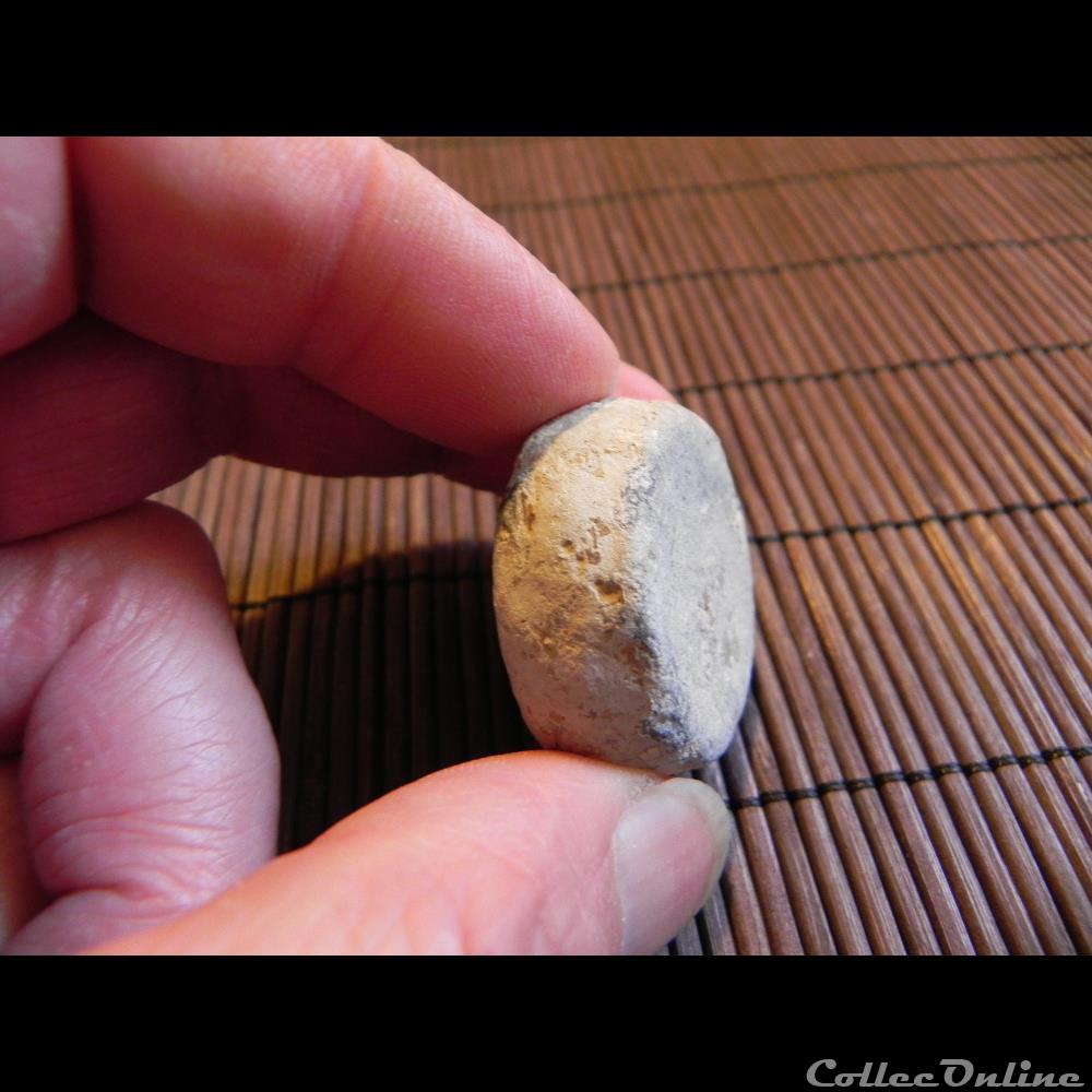 poids médiéval avec poinçons medievaux europe poids medieval avec poincons