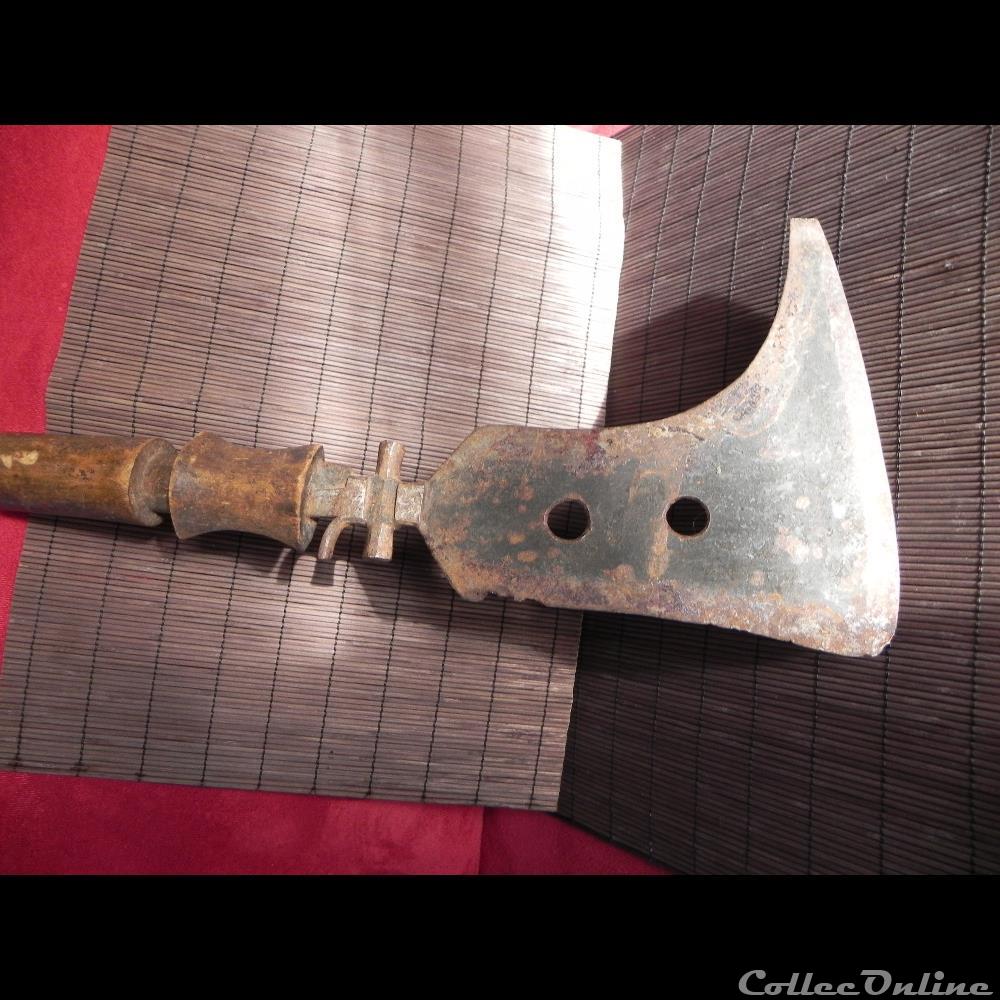 pré-monnaies de fer arme de jet "épée faucille" Mangbetu" R. du Congo 2 primitive afrique pre monnaies de fer arme de jet epee faucille mangbetu r du congo