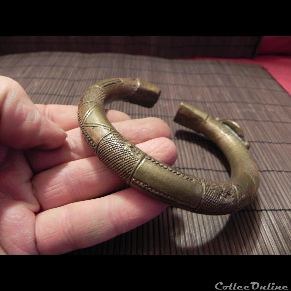 Bracelet (classé dans mes manilles & monnaies primitives) 2 afrique bracelet classe dans mes manilles monnaies primitives